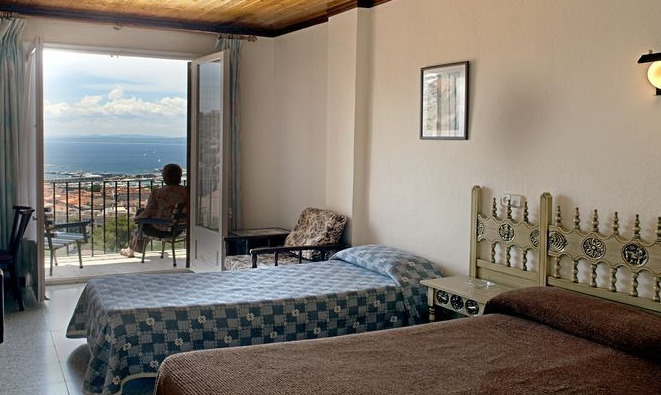 Hotel Grecs 2*